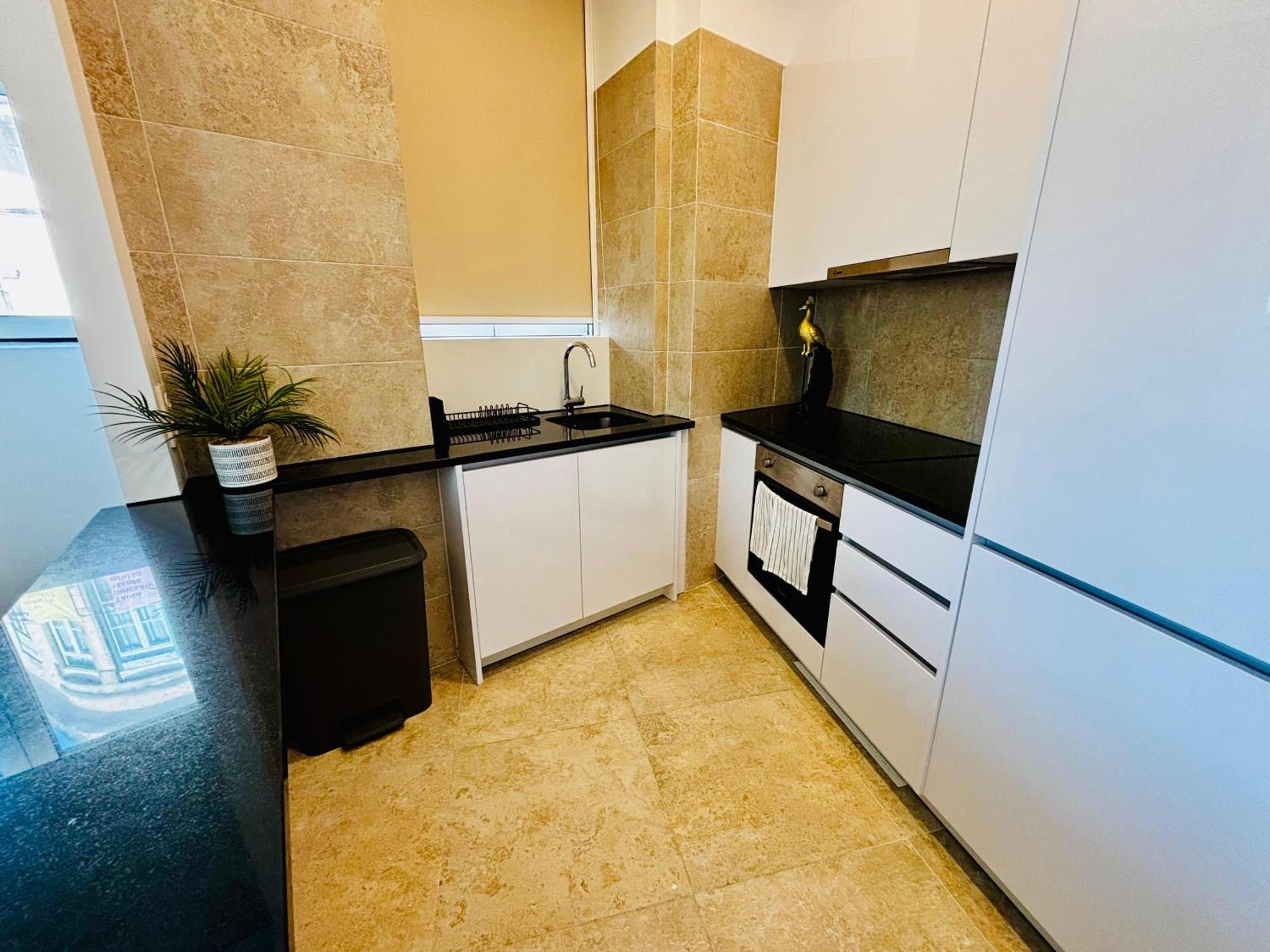 Mary Pink - No Rc B - Magnificient One-bedroom Lisboa